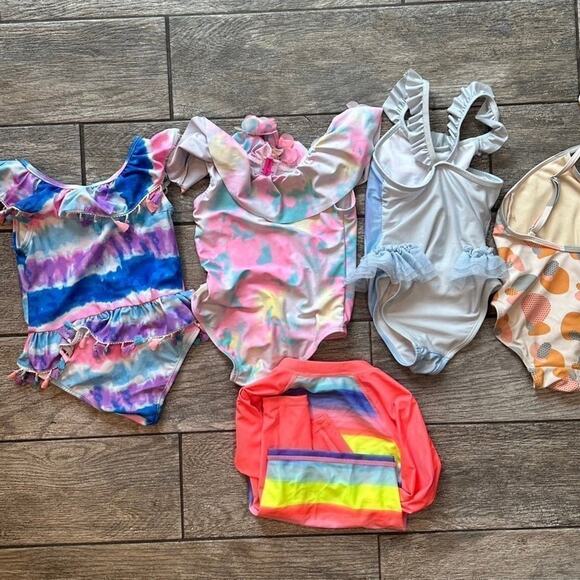 Size 4 disney Frozen swimsuit bundle - Picture 10 of 12